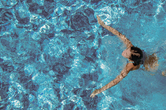 Summer Hair SOS: Why Your Clients Need a Pre-Wash Hair Oil This Season